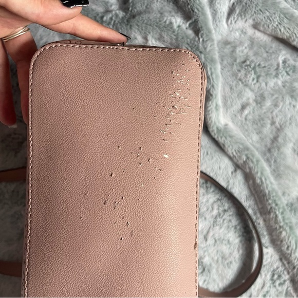 Blush Satchel Guess Handbag - Some Wear - Picture 10 of 14